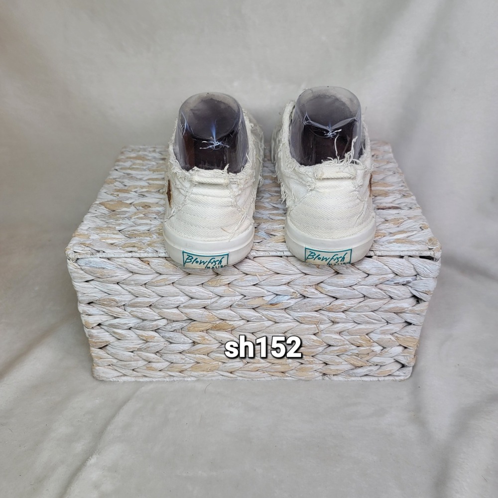 Blowfish Malibu White Slip On Sneakers Bohemian Casual Beach Low Top Y2K Sz 9 - Picture 4 of 5